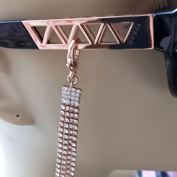 Guess Women's Sunglasses Shiny Black Cat Eye Shape Hanging Jewel | GU7690 0  NEW - Picture 6 of 6